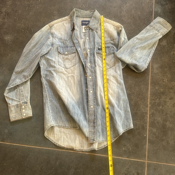 Wrangler Jean Shirt - Picture 2 of 6